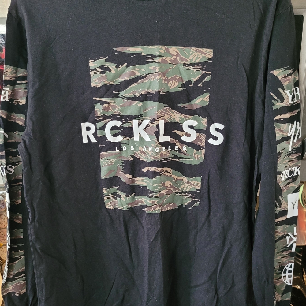 Reckless (WEST 49) Black and Green Camo Long Sleeve Tee